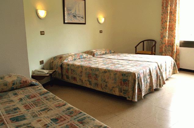 Hotel Hostal Del Sol Sant Feliu de Guíxols Extérieur photo