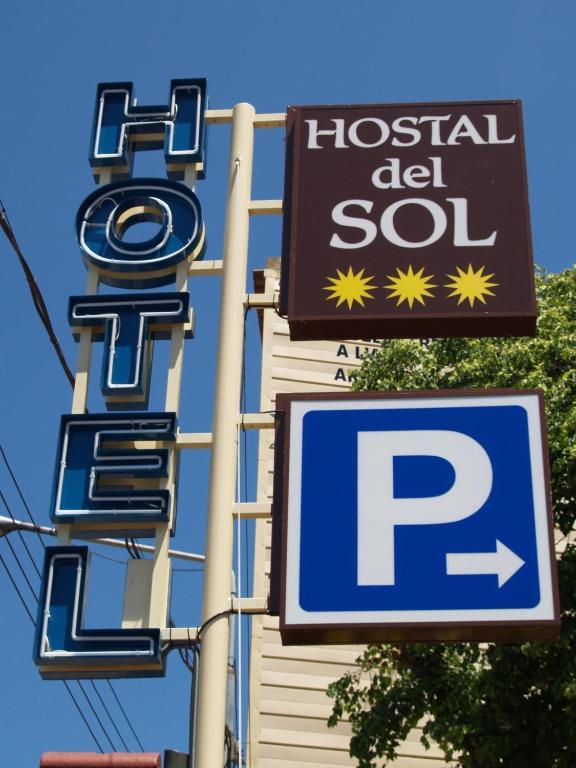 Hotel Hostal Del Sol Sant Feliu de Guíxols Extérieur photo